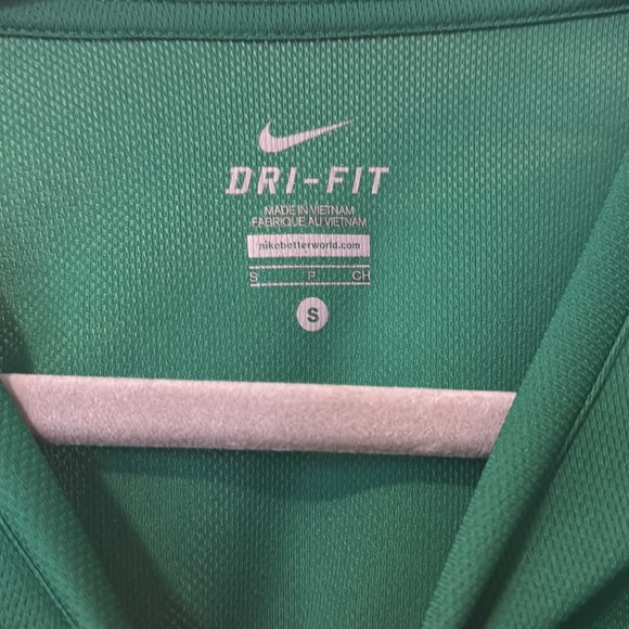 Nike long sleeve - Picture 3 of 3